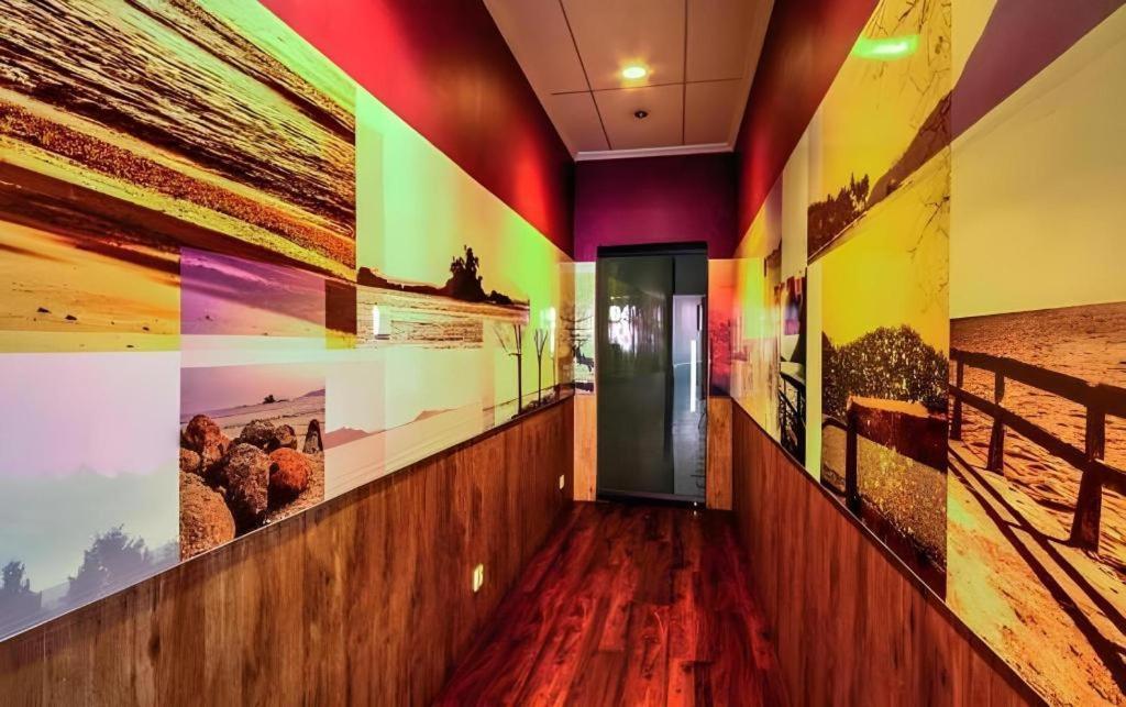 Plan B Hotel Паданг Екстериор снимка